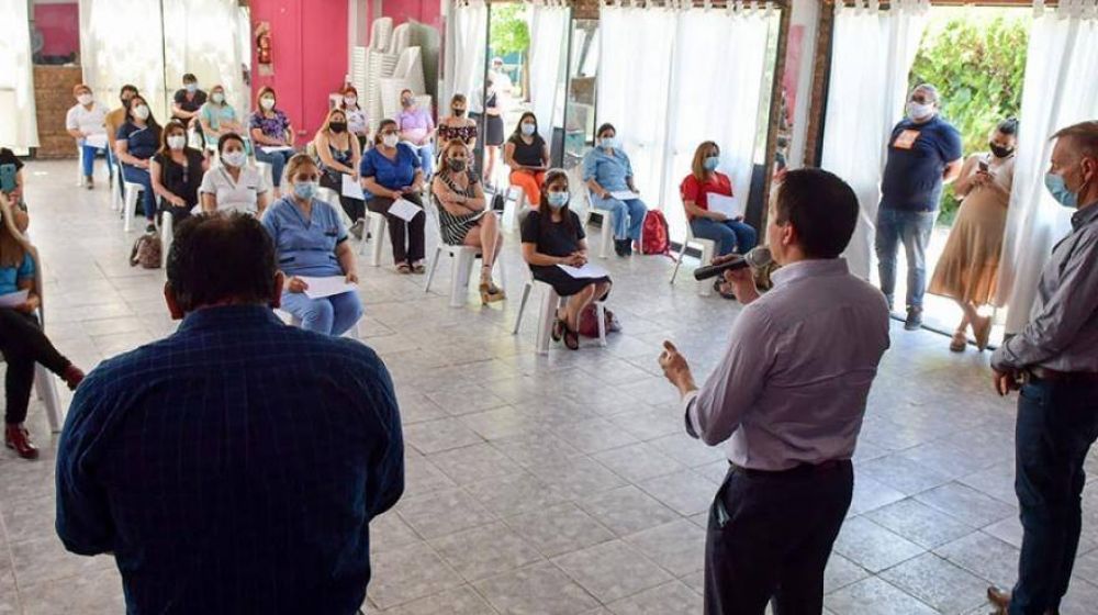 El intendente agradeci� al personal de salud su desempe�o en el 2020