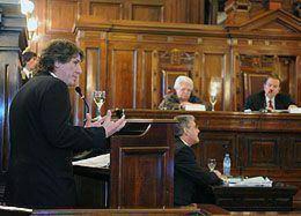 Ante la Corte, Boudou neg� deudas previsionales con C�rdoba