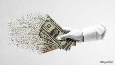 Argentinos quieren d�lares, pero el Gobierno hizo todo para aplacar la fiebre: as� cierra la demanda en el 2020