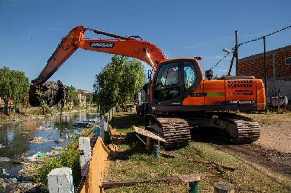  El municipio contina con los trabajos de limpieza en los arroyos