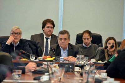 Cambiemos le pide al Gobierno que explique por qu� autoriz� la Sputnik V 