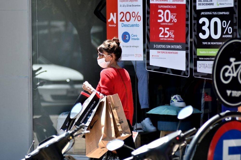 Las ventas navideas les dieron un respiro a los comerciantes