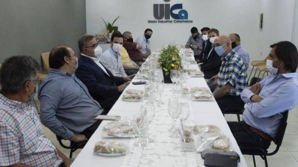 Jalil, Saadi y el equipo de gobierno fueron recibidos por la Unin Industrial