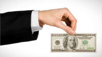 El d�lar blue sum� $ 5 y salt� otra vez por encima de la barrera de los $ 160