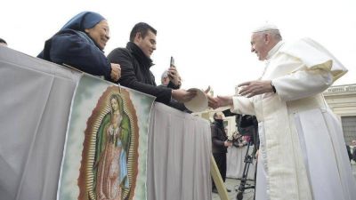 En el a�o del distanciamiento, la proximidad del Papa