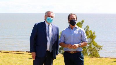 Lacalle promete apurar acuerdos por la vacuna tras la pol�mica por la 
