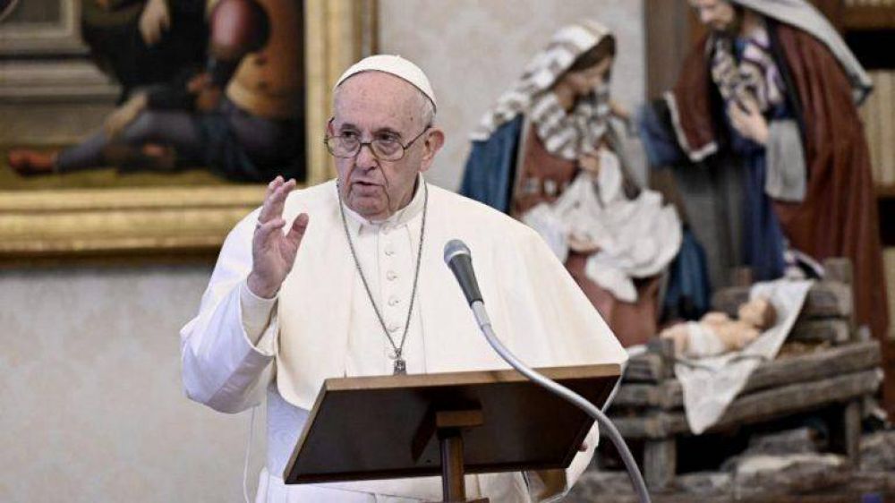 Por un dolor en la citica, el Papa no estar en las celebraciones de Ao Nuevo