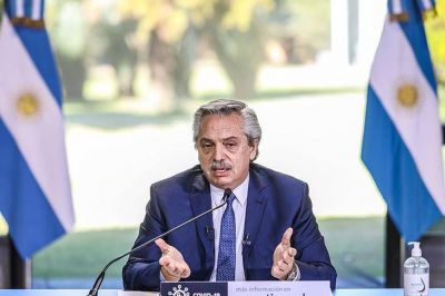 Ante el aumento de casos, el gobierno eval�a el uso de las fuerzas de seguridad para evitar aglomeraciones