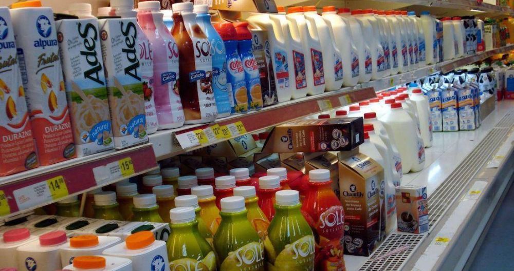 Coca Cola, leche Alpura Profeco exhibe productos light con altos niveles de azcares y grasas