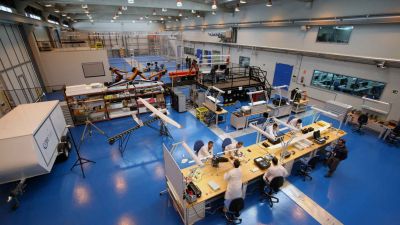 As� es Catec, el centro tecnol�gico que convierte ideas en drones desde Sevilla