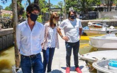 Andreotti visit� la �ltima etapa del nuevo Muelle P�blico de San Fernando