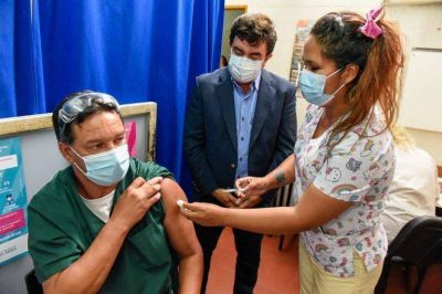 Espinoza: �Declarar�a a todo el personal de salud como h�roes�
