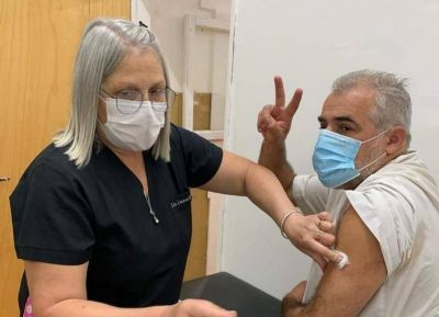 Miguel Nadeff: �Quienes accedemos a la vacunaci�n concretamos un acto de solidaridad y empat�a�