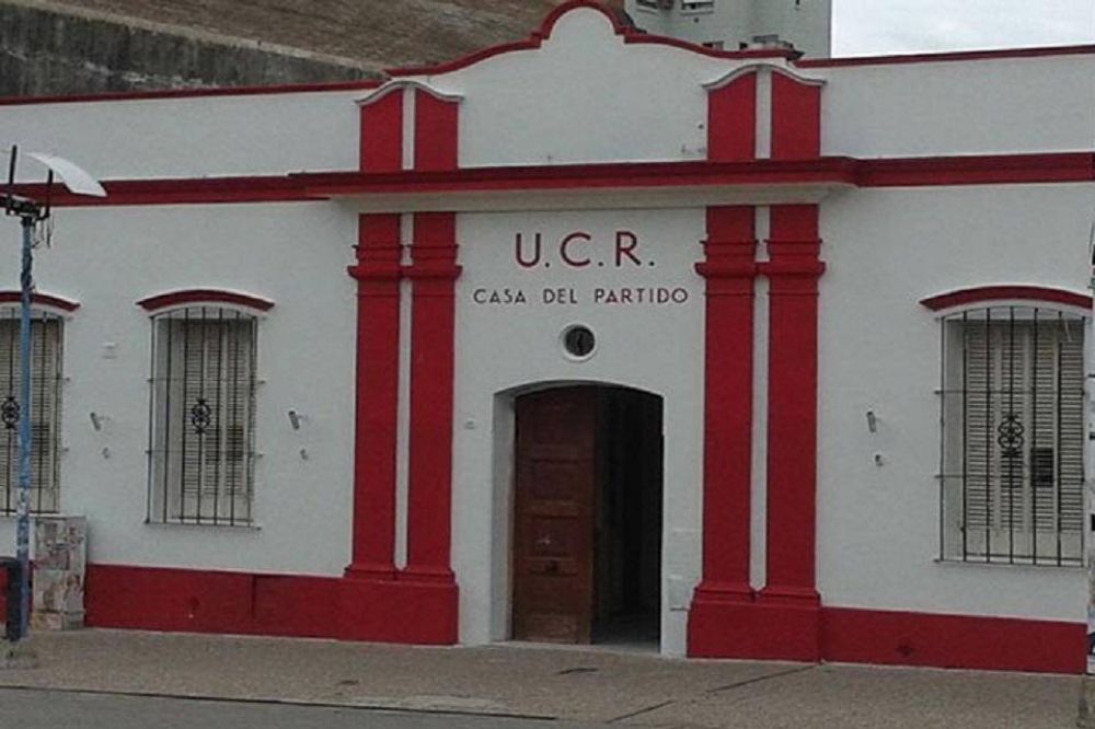 Default: La UCR dursima con Bordet