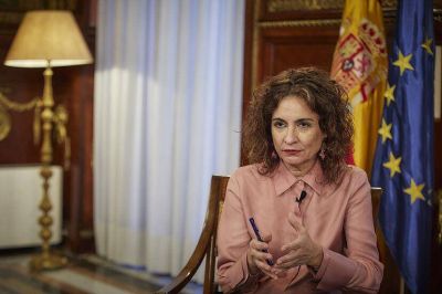 Hacienda elevar� los impuestos especiales, replantear� el sistema de m�dulos y revisar� las deducciones en Sociedades