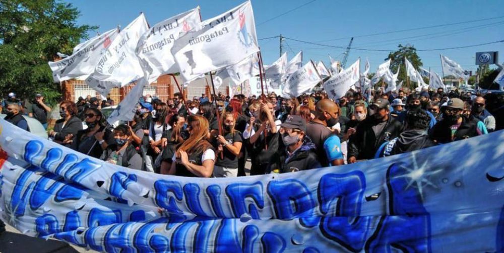 Cooperativa de servicios de Puerto Madryn acfala entra en conflicto por falta de pago de salarios