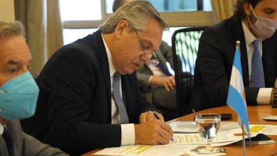 Alberto Fernandez se movi� del �toque sanitario� a un acotado cierre nocturno para consensuar con la oposici�n las medidas contra el COVID-19