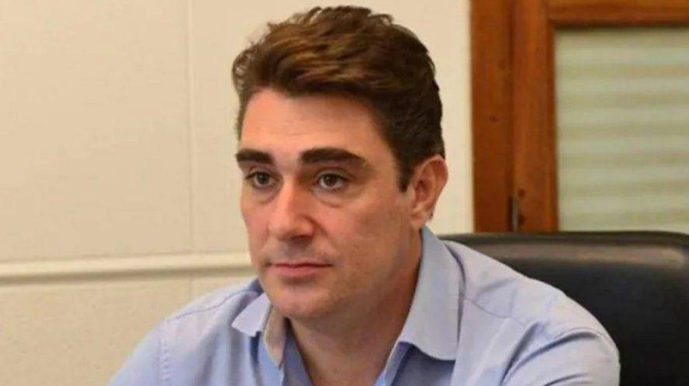 Javier Iguacel se vacun� con la Sputnik V: 