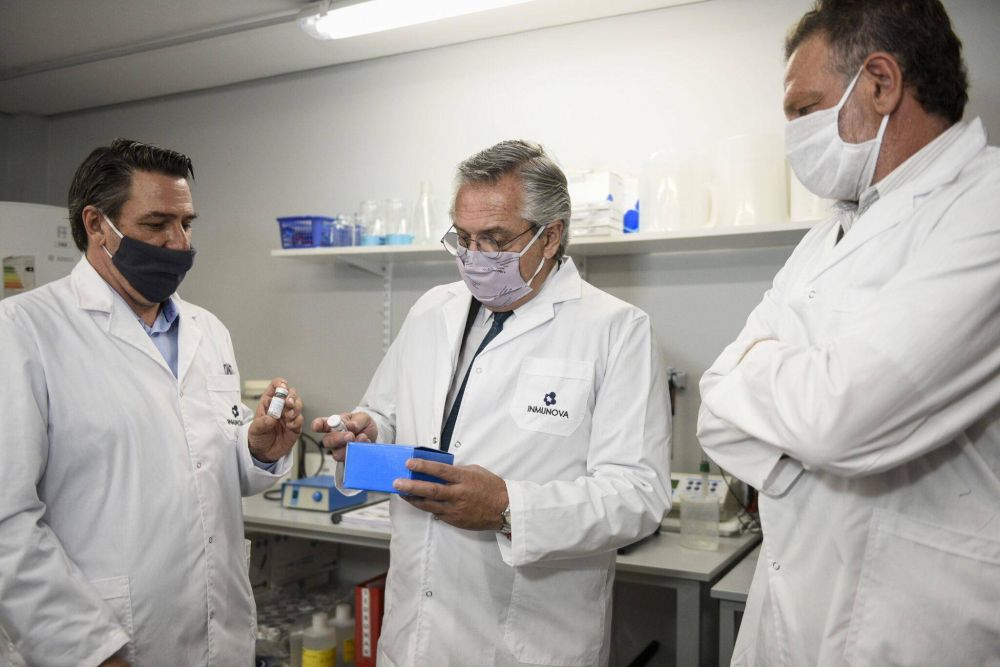 El Presidente recorri los laboratorios de la Universidad de San Martn donde se desarroll el suero hiperinmune anti COVID-19