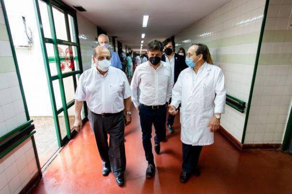  Kicillof visit el operativo de vacunacin en el Hospital Evita Pueblo en Berazategui