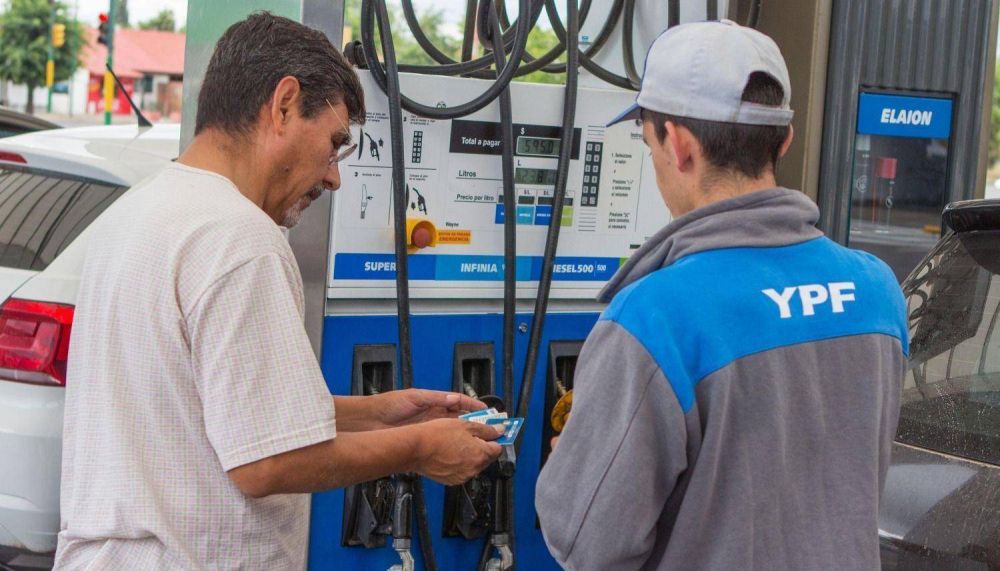 Por redondeo: las naftas volvieron a subir en Jujuy