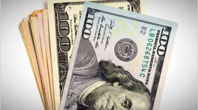 El d�lar blue se plant� a $ 159 y las cotizaciones financieras caen en debut de nuevas medidas