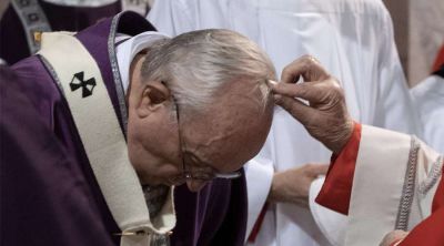 Mi�rcoles de Ceniza 2021: Vaticano indica c�mo distribuir cenizas sin contagiar COVID-19