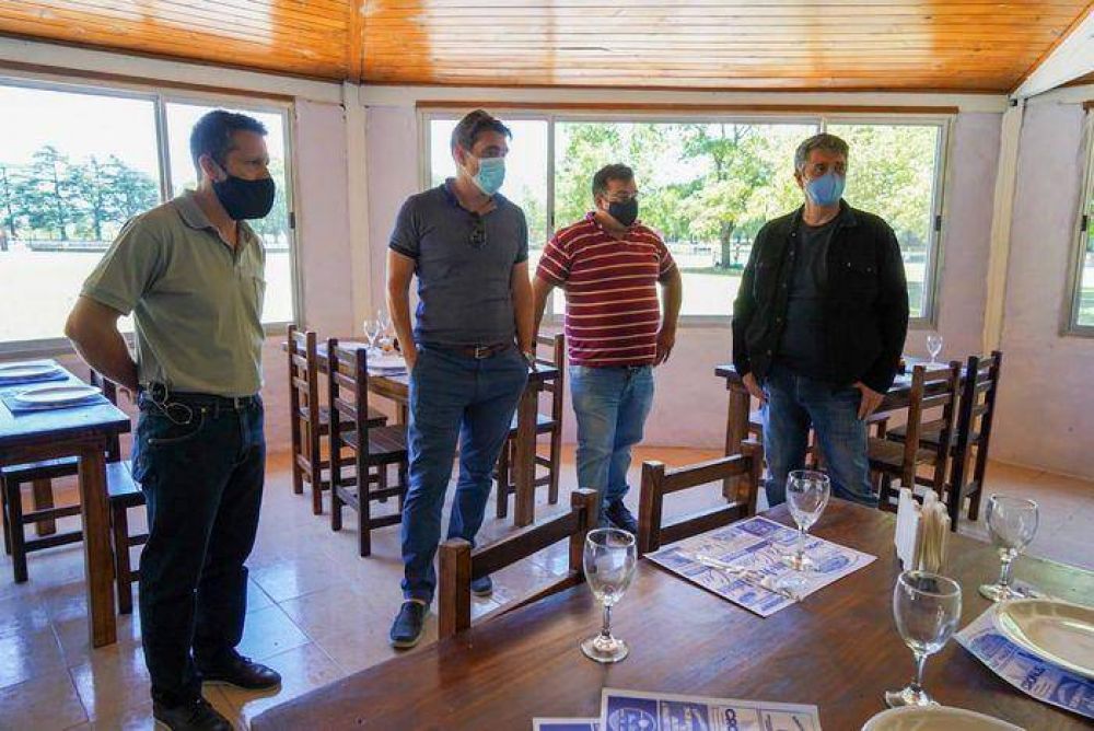 Jorge Macri junto a Javier Iguacel visitaron a emprendedores en Cap. Sarmiento