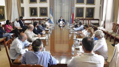 Ante el aumento de casos de covid en Entre R�os, Gustavo Bordet reuni� a su gabinete