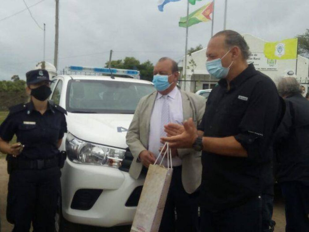 Con el ministro Berni, presentan la nueva flota de mviles policiales en Tres Arroyos