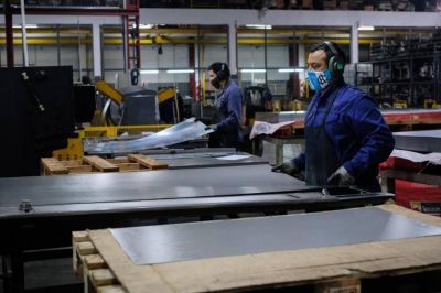 �La cantidad de trabajadores suspendidos pas� de los 777.000 de abril a los 408.000 de octubre�