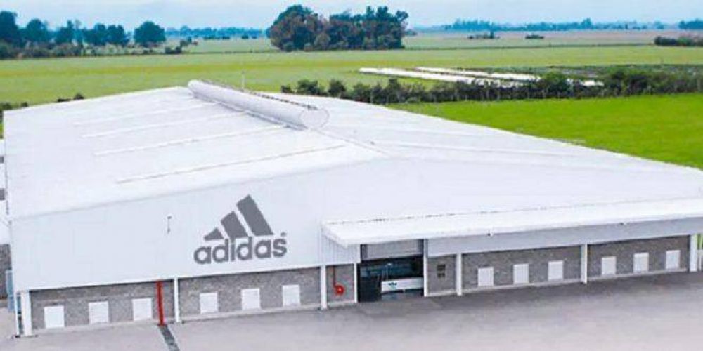 Reabre la planta de Adidas que cerr durante el macrismo y emplear a 600 trabajadores