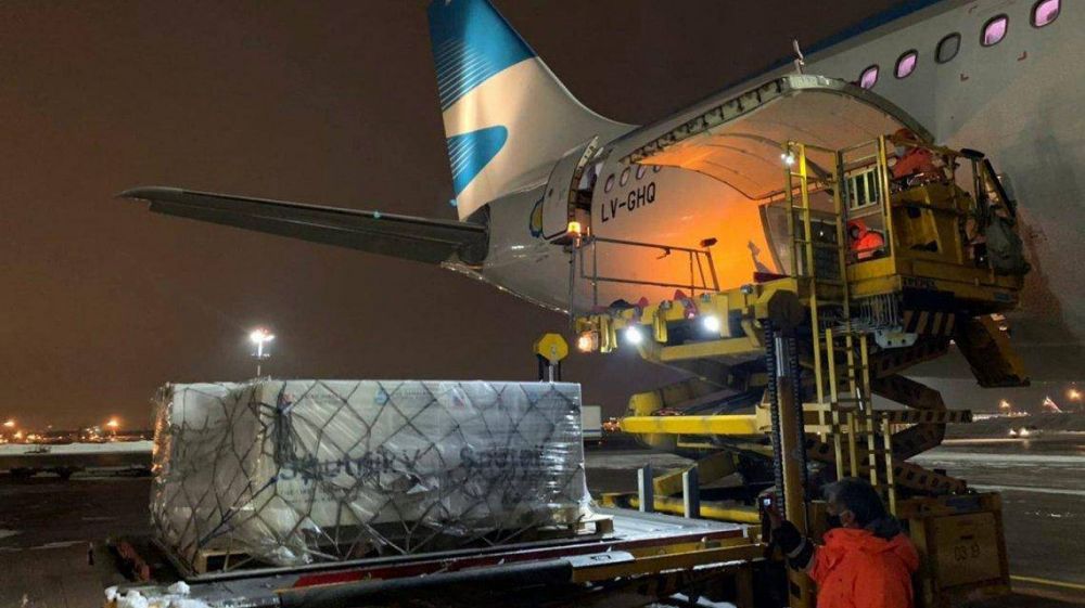 Parte el tercer vuelo de Aerolneas Argentinas rumbo a Rusia en busca de la vacuna contra el coronavirus Sputnik V