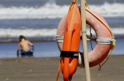 Denuncian persecuci�n laboral a guardavidas del operativo sur