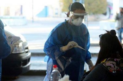 Preocupaci�n por los egresados que volvieron con COVID-19 a la Ciudad