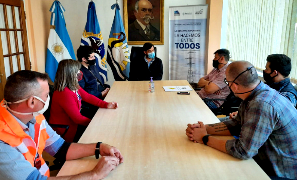 Autoridades de Vialidad Provincial se reunieron el intendente de Perito Moreno