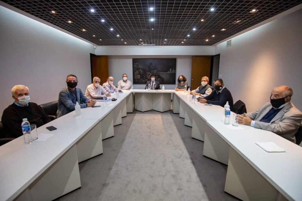 La CGT quiere ver a Moroni para conocer los detalles del acuerdo de precios y salarios que promueve Fern�ndez