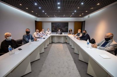 La CGT quiere ver a Moroni para conocer los detalles del acuerdo de precios y salarios que promueve Fern�ndez