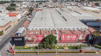 En un pa�s con sed, sobra el agua para la industria de las bebidas chatarra