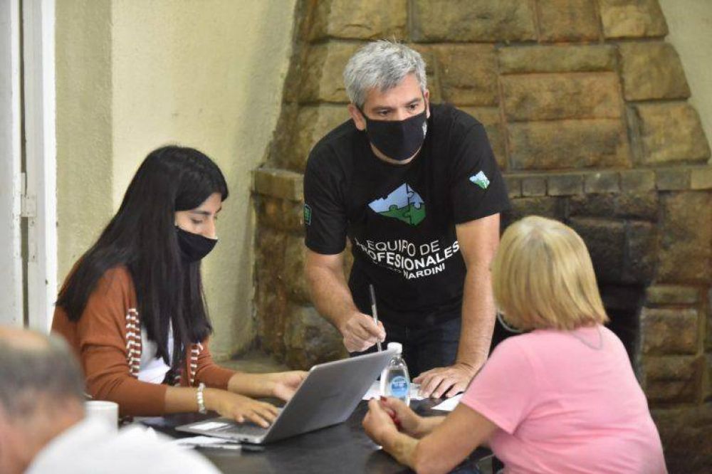 M�s de mil adultos mayores ya se inscribieron para recibir la vacuna Sputnik V en Malvinas Argentinas