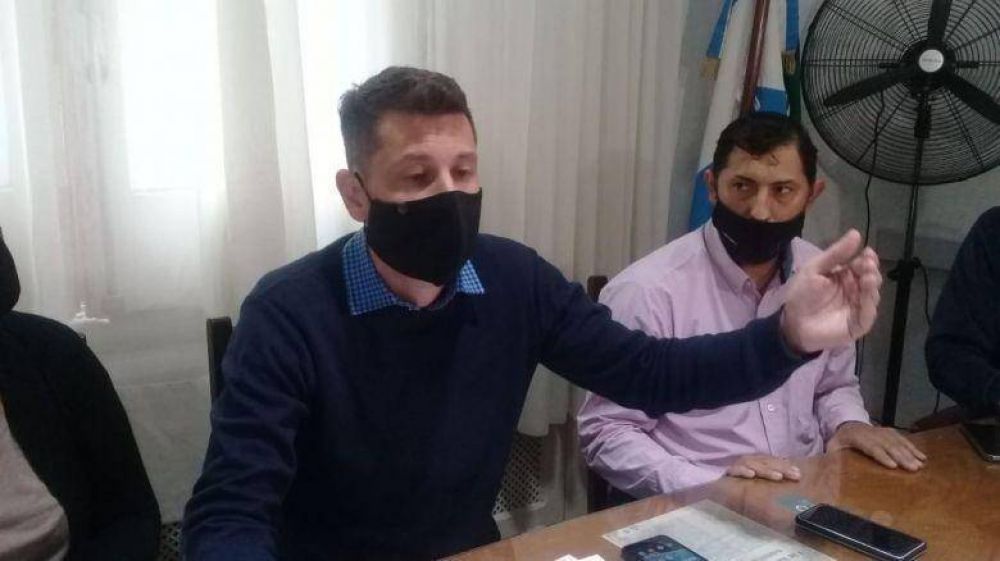 La oposici�n present� un pedido de informe sobre el falso m�dico