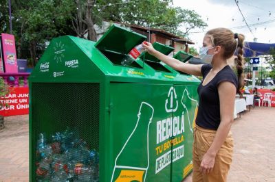 Coca-Cola habilit� sus espacios de verano con mensajes sustentables