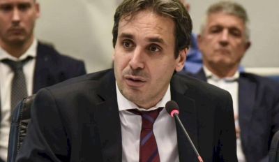 El Senado decidir� ma�ana si Ramos Padilla desembarca en La Plata