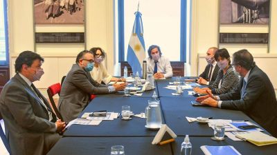 El Gobierno convoc� a empresas y sindicatos para consensuar subas atadas a su inflaci�n