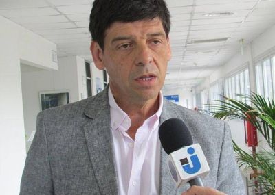 Medina dijo que llegar�n m�s de 1 mill�n de vacunas �extra� de AstraZeneca hasta marzo