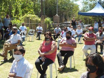 El Movimiento Evita recibi� insumos para su nuevo polo productivo con presencia de funcionarios provinciales