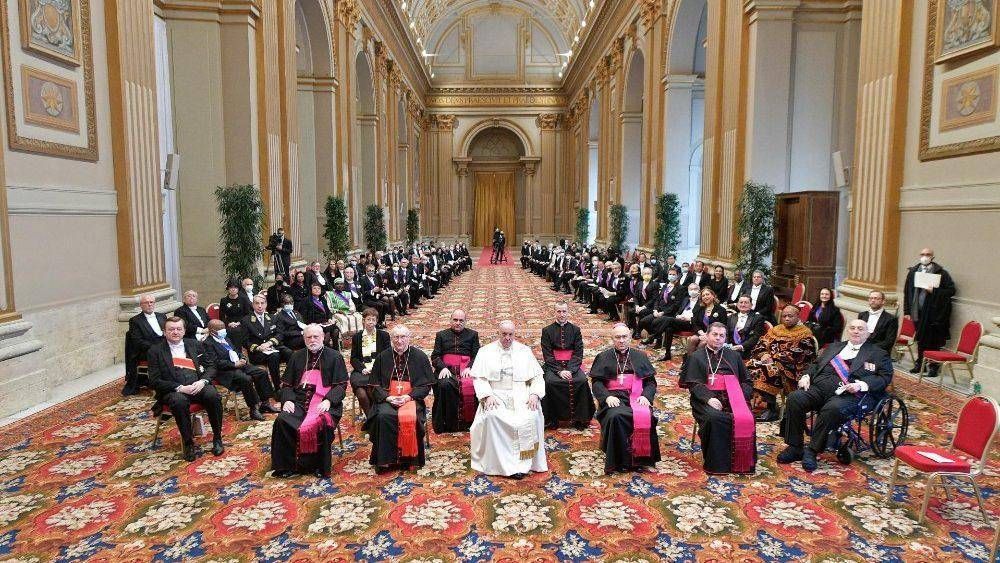 El Papa: la fraternidad es el verdadero remedio para las crisis y divisiones de hoy