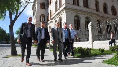 El agro se reunir� con Fern�ndez para hablar de retenciones y baja de impuestos