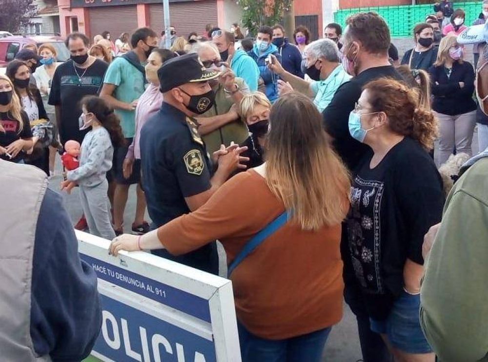 Vecinos del sur de la ciudad manifestaron su preocupaci�n por la inseguridad