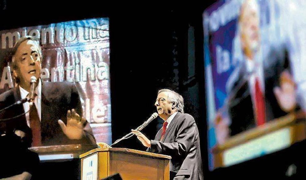 Kirchner pidi� a la oposici�n que no desestabilice al gobierno de Cristina